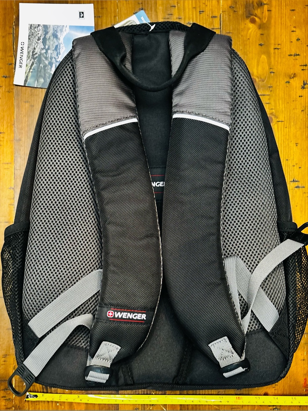 Wenger Pillar Black Laptop Backpack with Trolley Strap and Case base -NWT - Picture 4 of 11